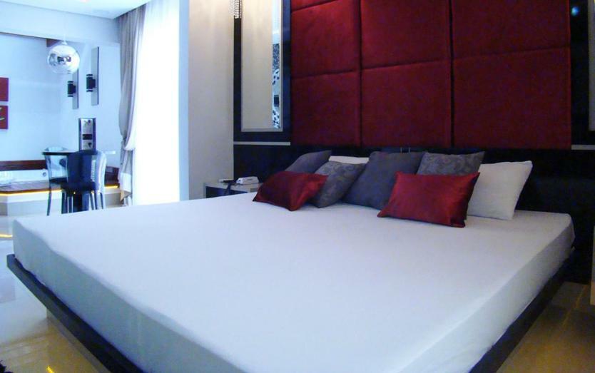 Luxury Hotel