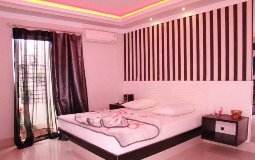 Luxury Hotel